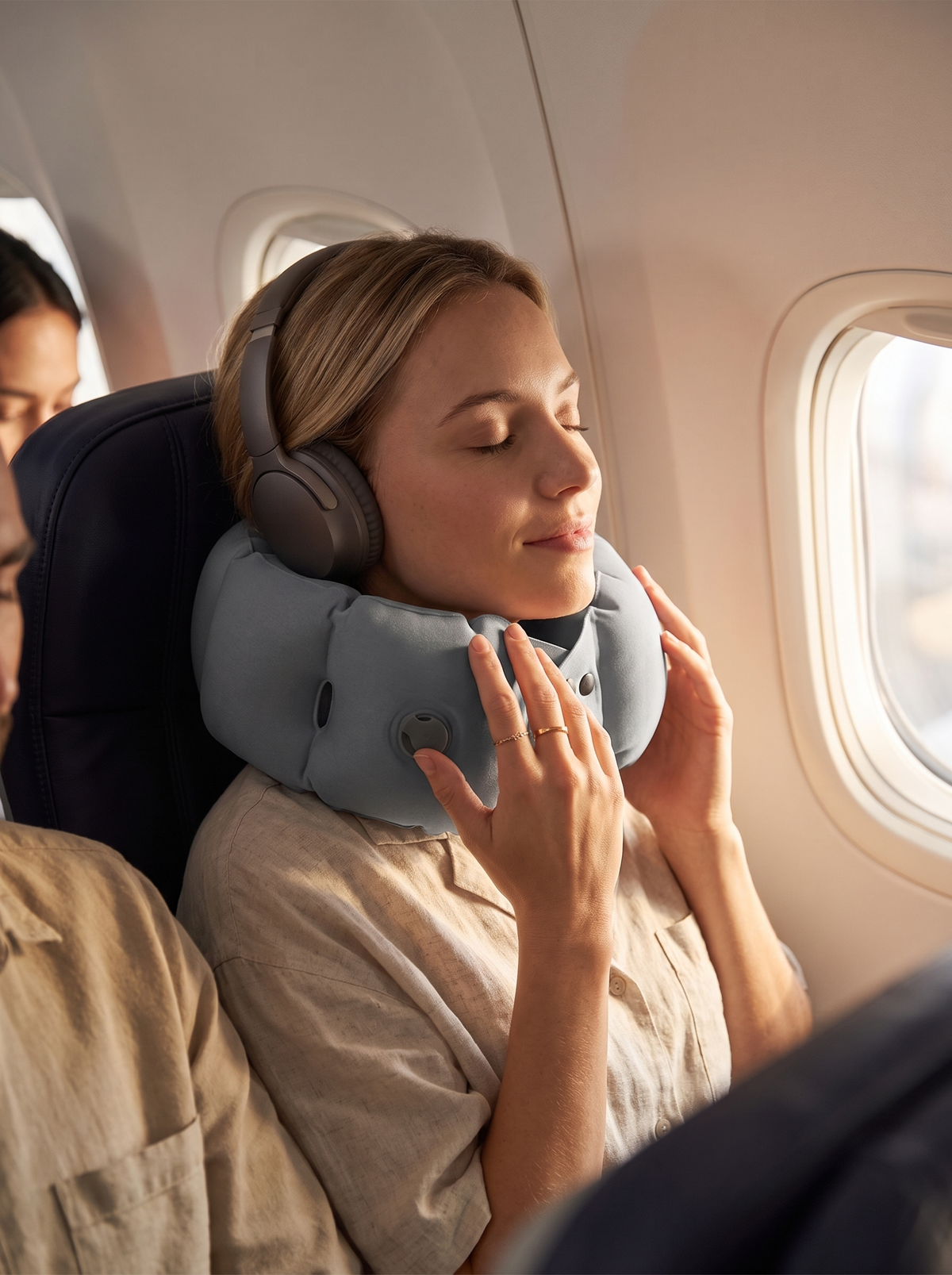 Laurent Well Inflatable Travel Neck Pillow, Adjustable Firmness, Firmness You Control